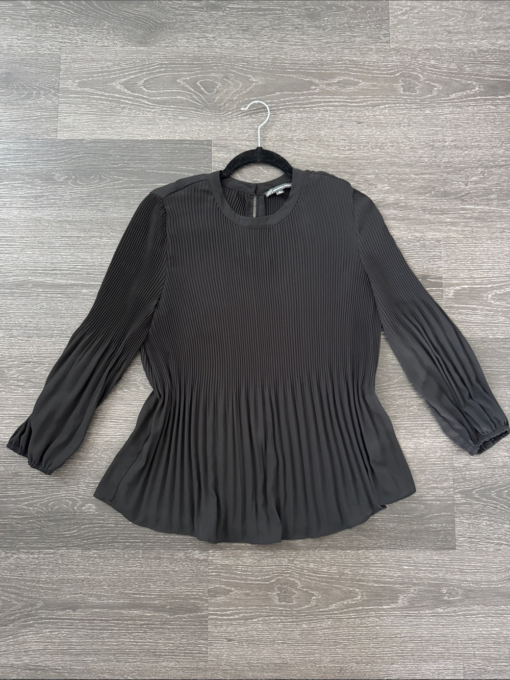 Adrianna Papell Black Pleated Long-Sleeve Blouse
